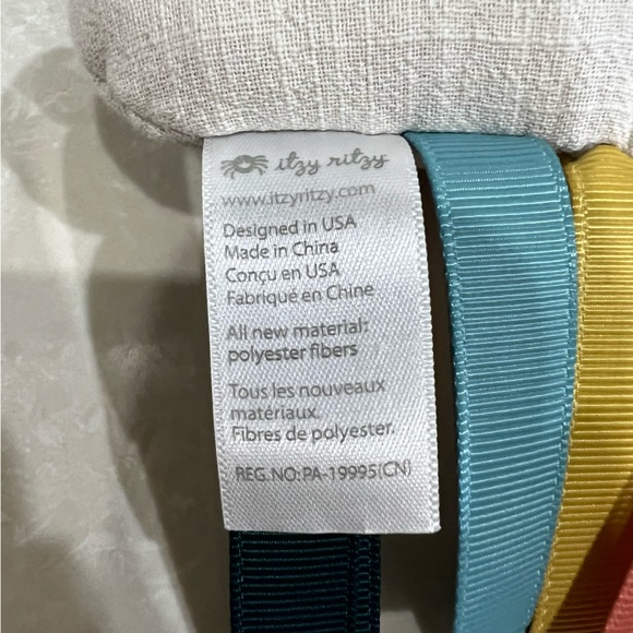 Itzy Ritzy Car seat Toy - Picture 8 of 8